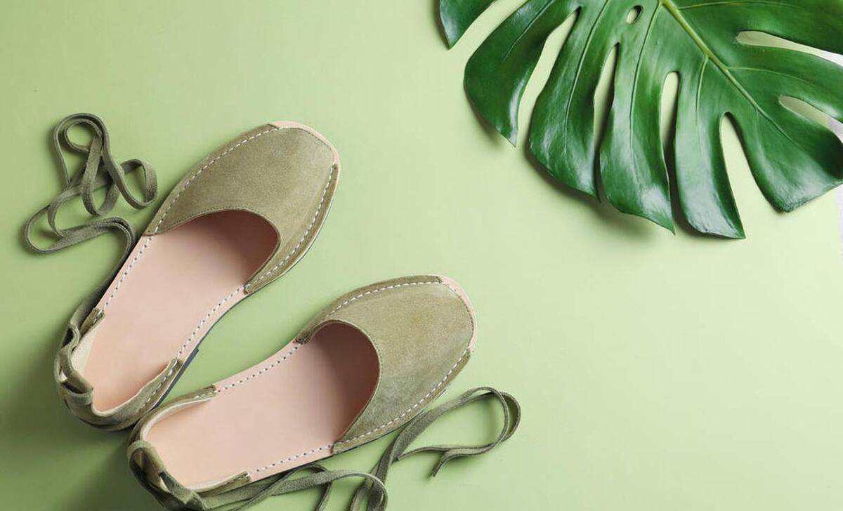 女鞋十大时尚品牌排行榜九游会真人游戏第一品牌(图2) 女鞋十大时尚品牌排行榜九游会真人游戏第一品牌(图2)